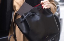 NYFW ACCESSORIES : Trendy Bags Take Center Stage